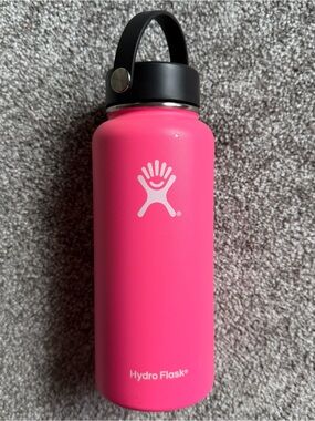 Hydro Flask 32 Oz Wide Mouth Water Bottle Hot Pink